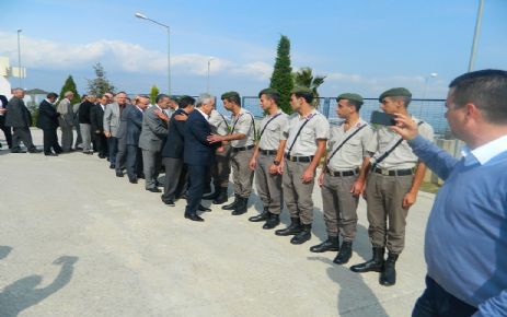 Karamürsel'de yol protestosu