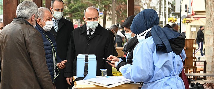 Yalova Valisi Muammer Erol  dan  Koronavirüs Aşı Denetimi 	