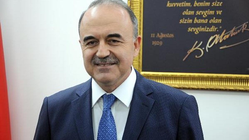 Yalova Valisi Muammer Erol’un 19 Mayıs Atatürk'ü Anma Gençlik ve Spor Bayramı Mesajı