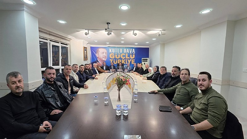 AK Parti Karamürsel İlçe Teşkilatında Yeni Görev Dağılımı