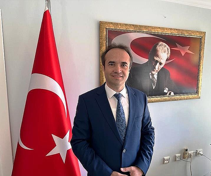 Ak Parti Yalova Altınova Belediye Başkan Adayı Kaymakam Regaip Ahmet Özyiğit