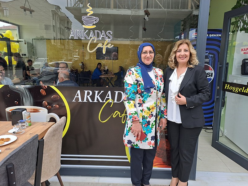 Arkadaş Cafe / Altınova / Yalova / Cafe