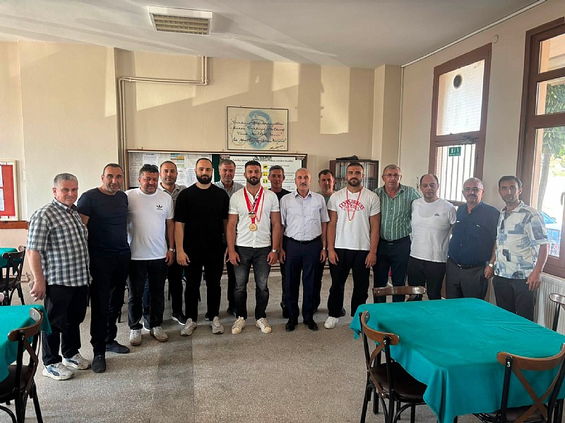 S.S.Altınova Kaytazdere Çekici ve Kamyoncular Kooperatifine Pehlivanlardan Ziyaret