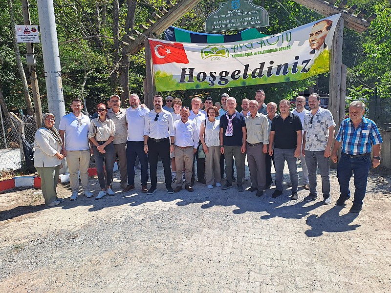 Karamürsel Avcı Köyü'nde Geleneksel 101.nci Pilav Günü Düzenlendi