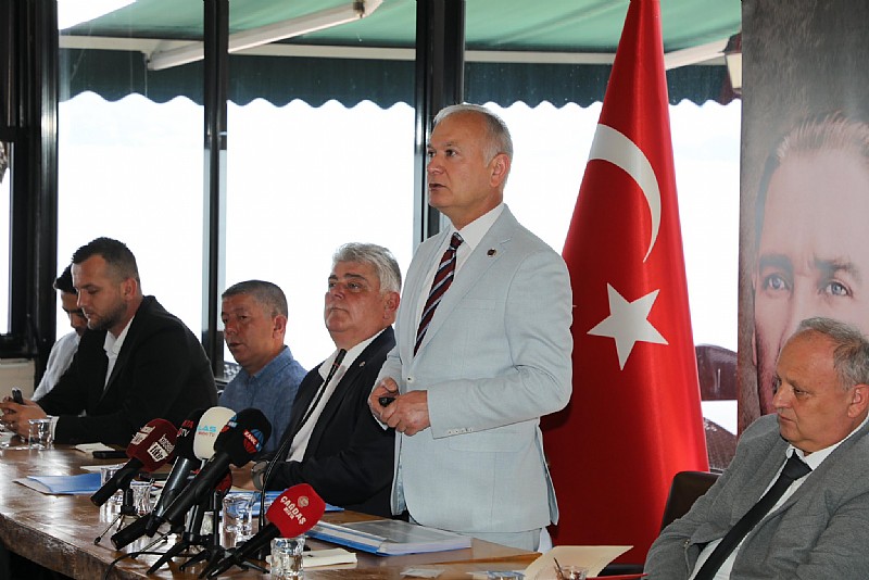 Karamürsel Belediye Başkanı Ahmet Çalık’tan İmar, ruhsatlar, ibadet alanları, yeni kent mezarlığı ile sokak hayvanlarına yönelik çalışmalar