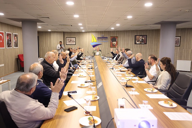 Karamürsel Belediye Meclisi toplandı: 2025 yılı kesin hesabı karara bağlandı