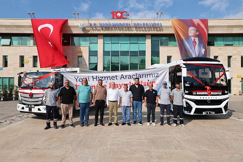  Karamürsel Belediyesi filosuna 2 yeni araç kattı: Otobüs ve çöp kamyonu hizmete alındı