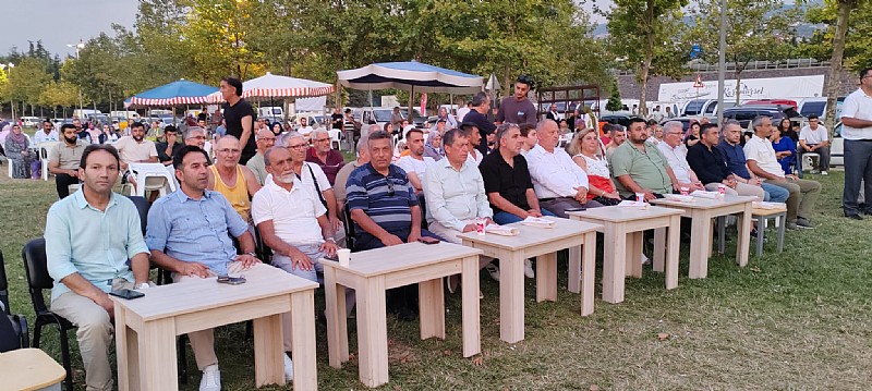 Karamürsel’de Müzik Şöleni ve Cağ Kebabı Gecesi