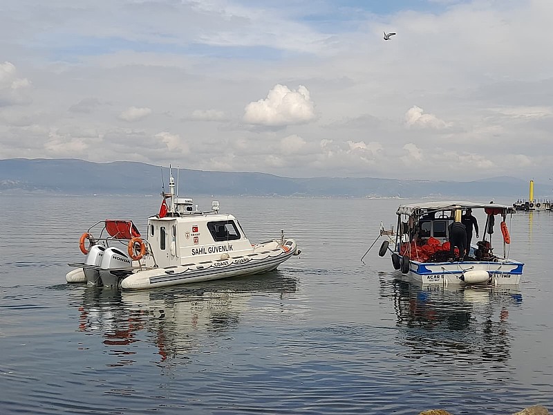 Karamürsel'de kaçak midye ihbarı yapıldı