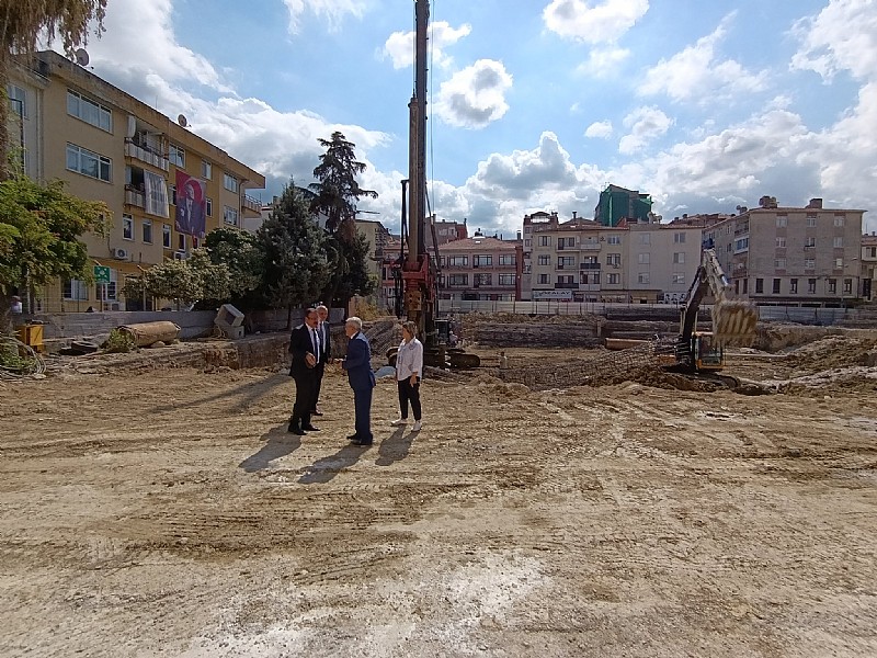 Karamürsel Kaymakamı Kemal İnan, Okul İnşaatını İnceledi