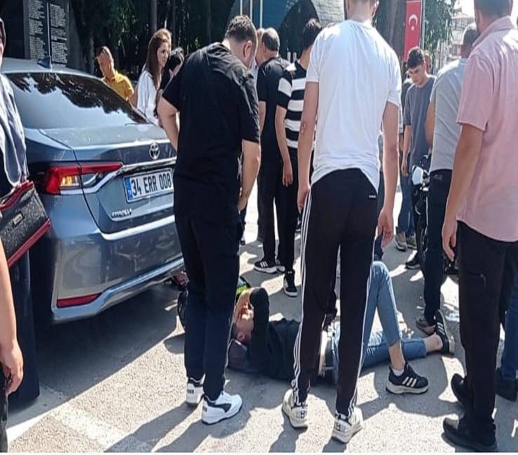 Karamürsel'de otomobil ile motosiklet çarpıştı. 1 Yaralı	