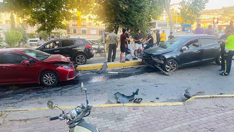 Karamürsel'de trafik kazası,1 yaralı