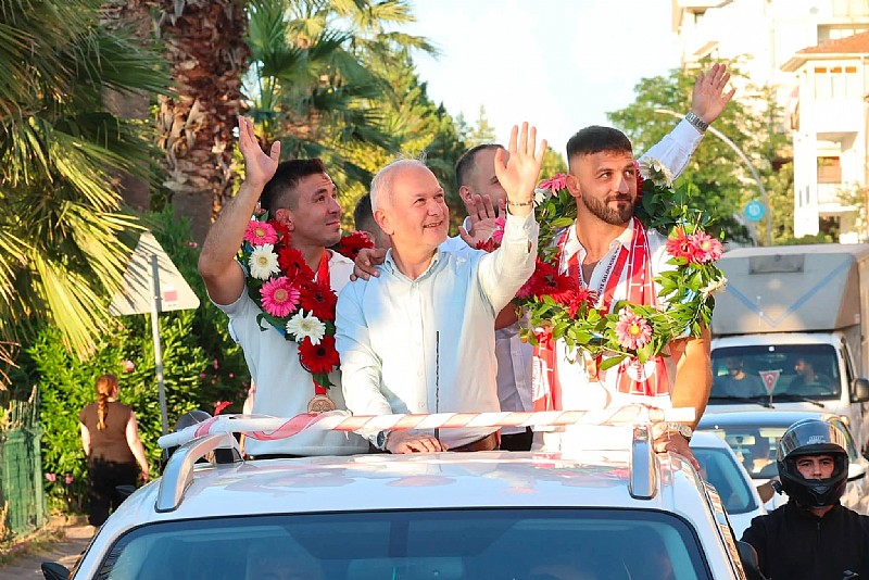 Kırkpınar Kahramanlarına Karamürsel'de Coşkulu Karşılama!	