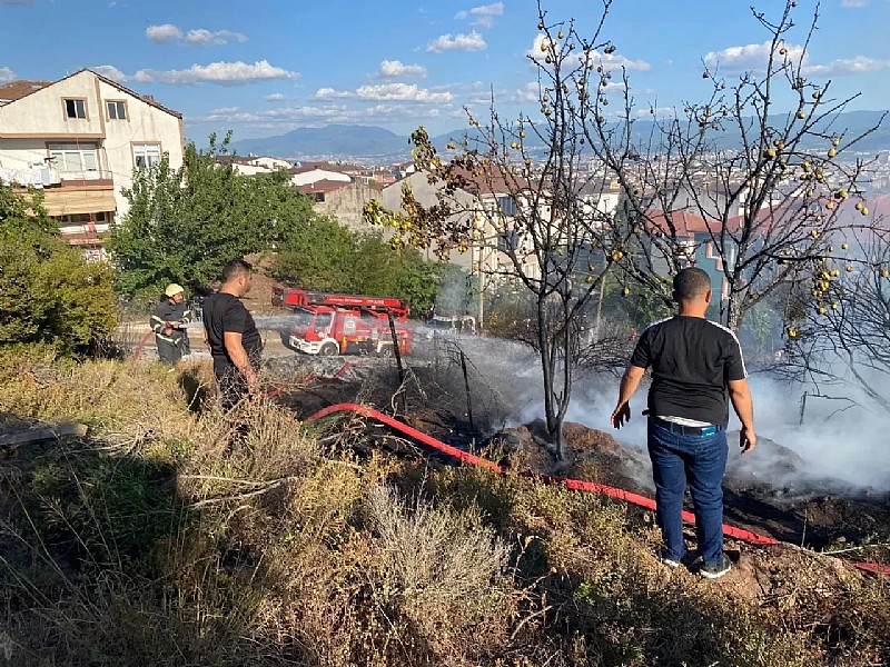 Kocaeli Derince’de çıkan orman yangını kontrol altına alındı