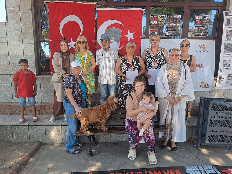 Kocaelider41 tarafından basın açıklaması yapıldı.”Kamera Görüntülü Haber “