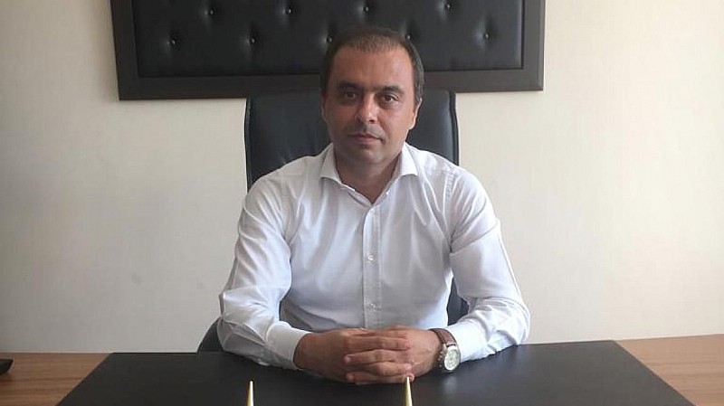 Okul müdürü borçları yüzünden intihar etmiş!	