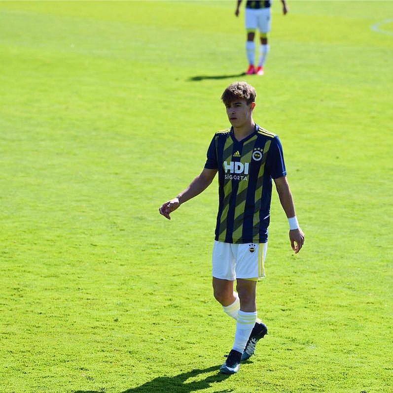 Karamürselli Arda nın Fenerbahçe de yıldızı parlıyor