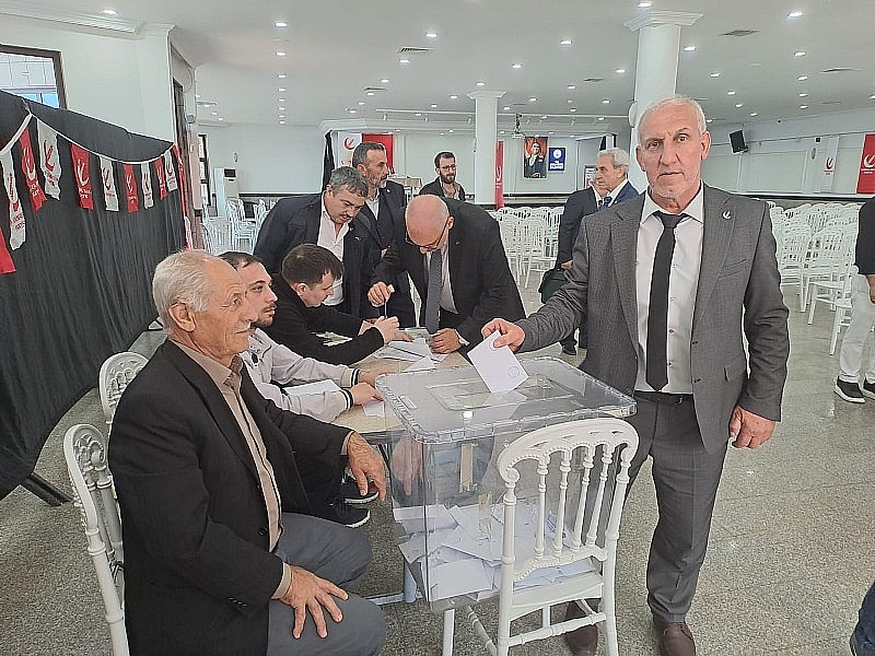 Yeniden  Refah  Partisi  Karamürsel İlçe Teşkilatı tarafından 2025 yılına ait ilçenin temel sorunları hakkında  basın açıklaması